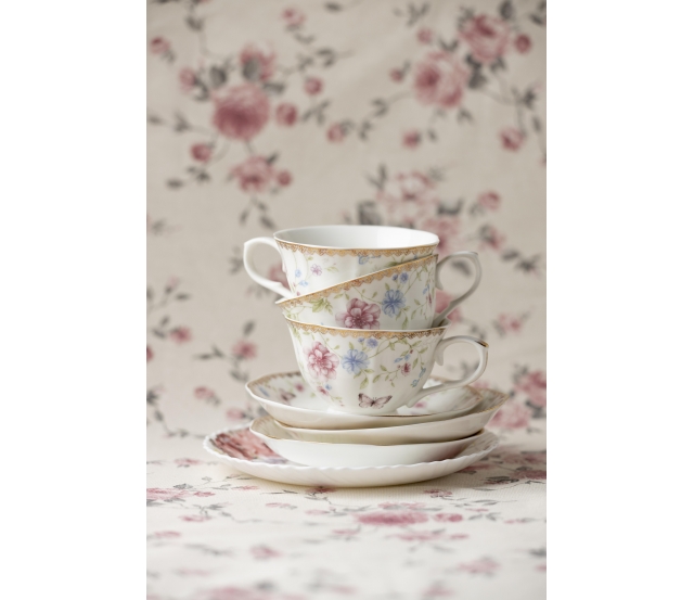 El té de la tarde: una tradición británica que puedes disfrutar en casa